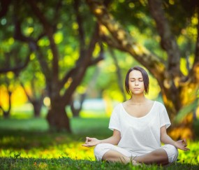 开云官网-诺坎普的狂欢与斯坦福桥的哀歌，巴萨绝杀之夜，切尔西跌入深渊，诺坎普狂欢夜，斯坦福桥哀歌起，巴萨绝杀送切尔西坠入深渊